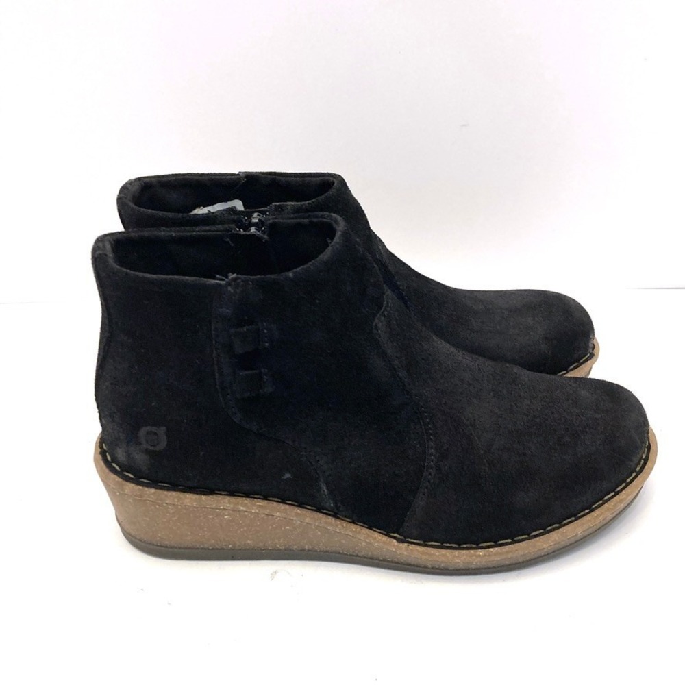 Born Suede Leather Booties Black Womens 8 M Zip Wedge Heel Boots